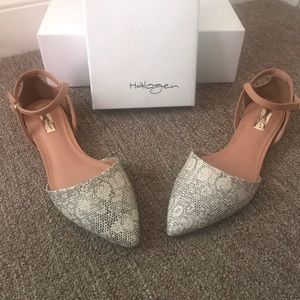 Women’s halogen flats